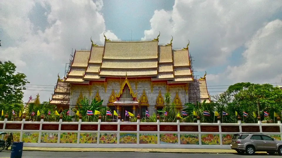 Wat Phayap hall during work in 2015.