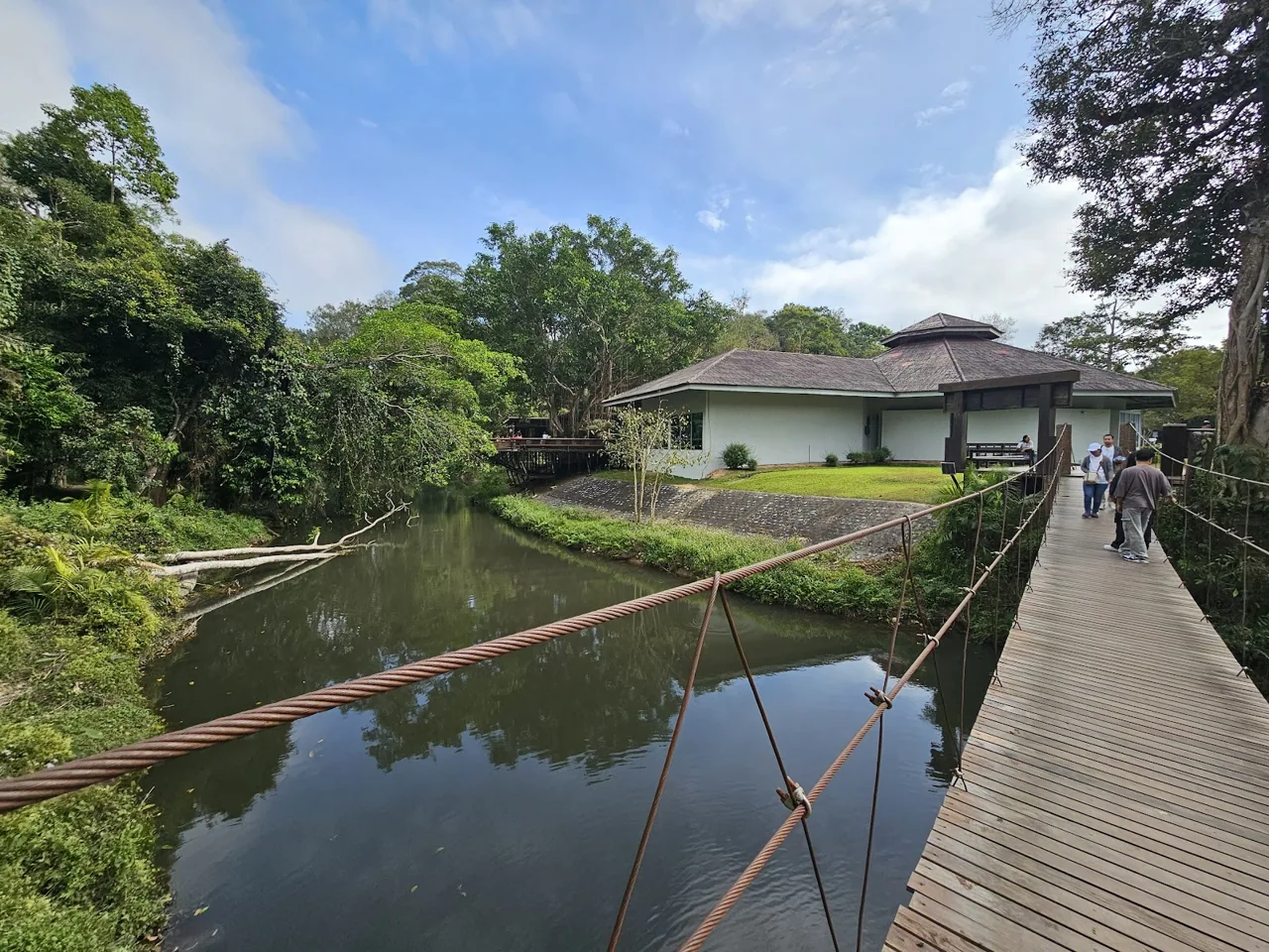 Khao Yai visitor-centre area · not the confirmed start line