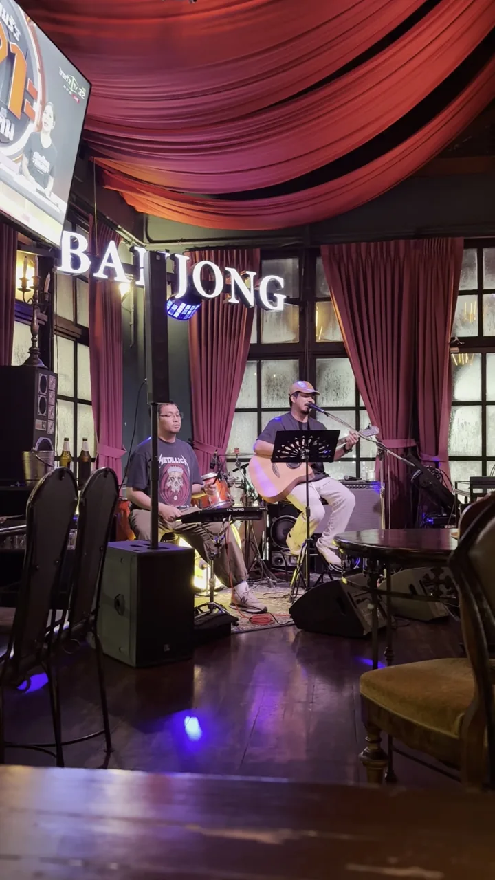 Banjong — another view